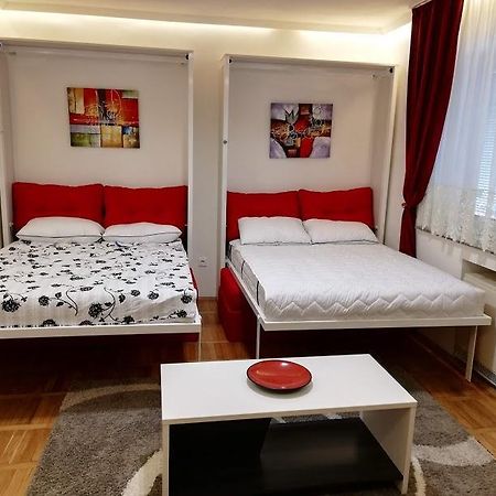 Apartamento Lola 1 Belgrado Exterior foto